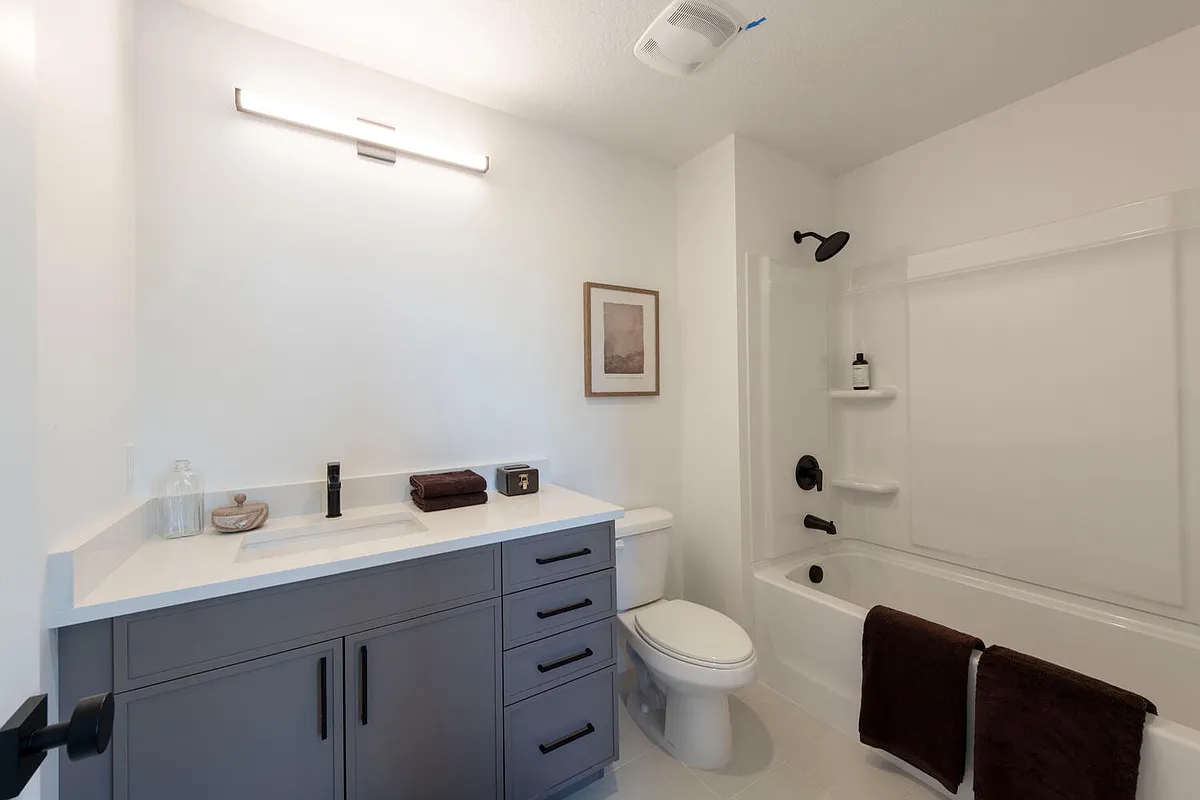 Building Photo - 4350 S 900 E #A1