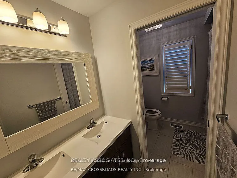 35 Cutts Cres — Photo 22