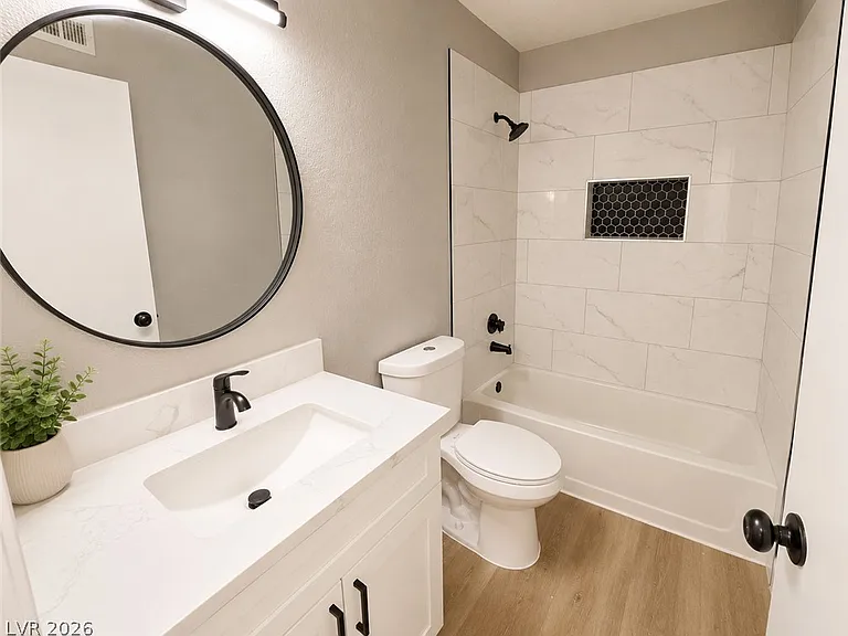 201 Mission Laguna Ln #201 — Photo 5