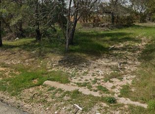 2718 Cedarhill St, Granbury, TX 76048