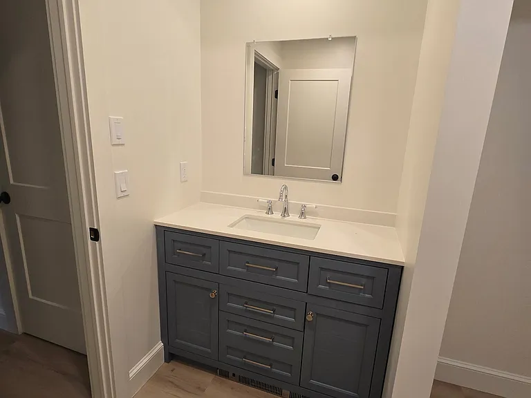 24 Pleasant St #2 — Photo 8