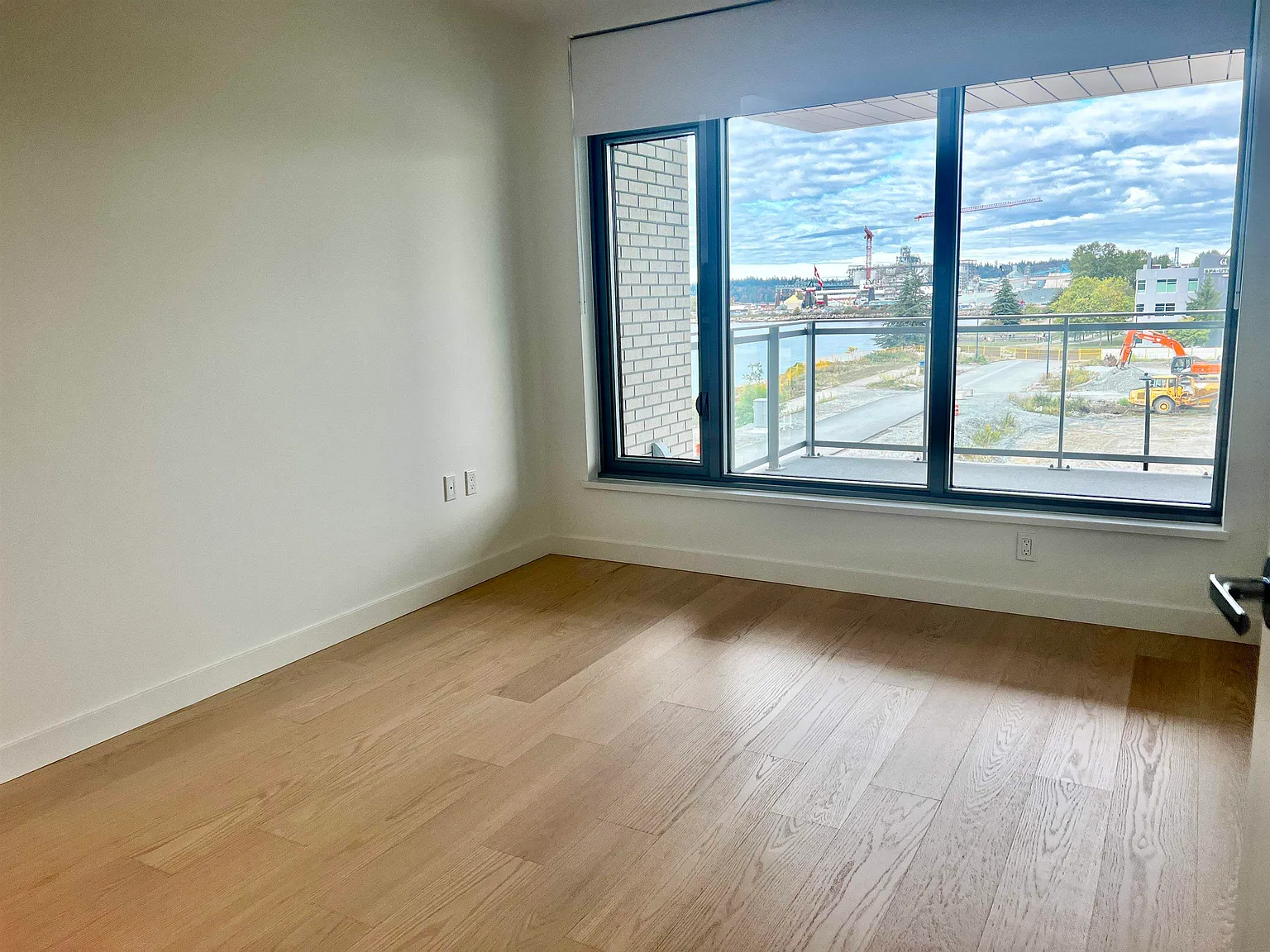 2 bed, 1140 sqft, $4,850 — Photo 4