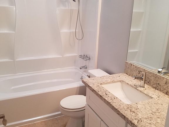 5th image of 11921 Kiowa Ave #8