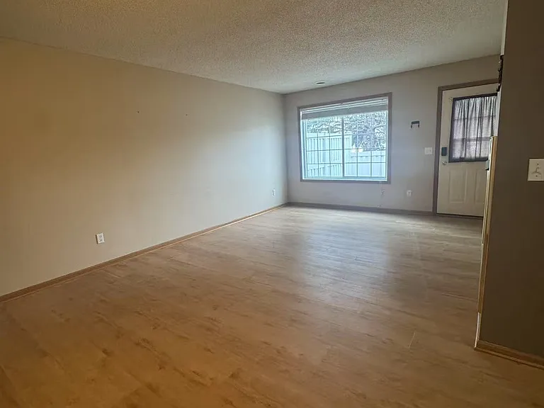 15716 Flackwood Ave — Photo 10