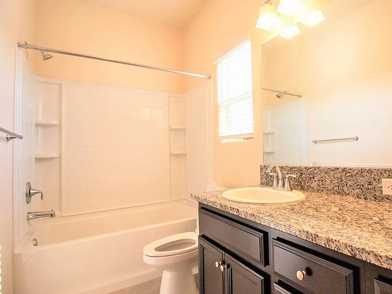 4419 Kerr Ct — Photo 17