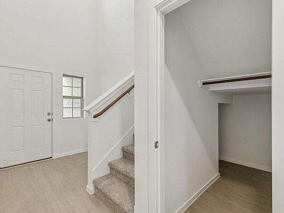 4th image of 15026 English Rose Rd