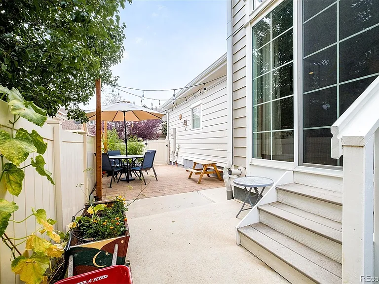 370 Riverton Rd — Photo 22