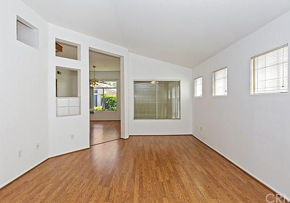 3rd image of 11565 Mountain Meadow Dr