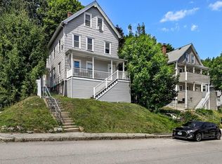 10 Carlstad St, Worcester, MA 01607