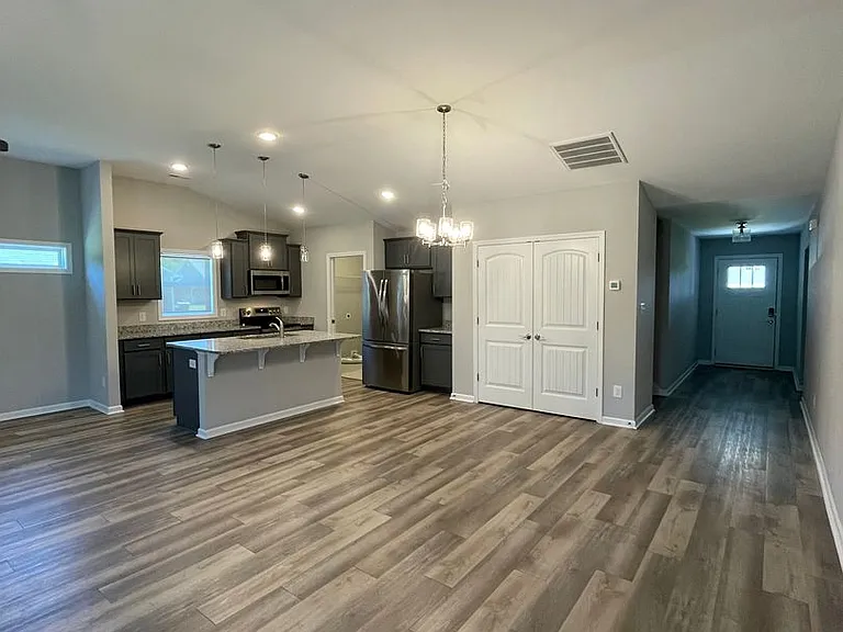 219 Grist Mill Dr — Photo 3