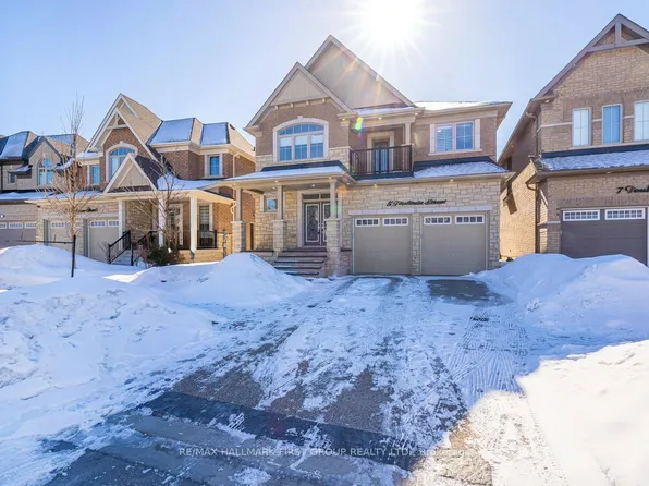 5 Toulouse St, Whitby, ON L1P 0J2