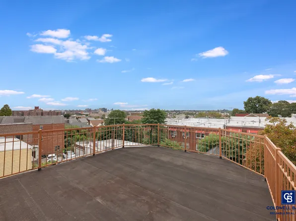 74-24 43rd Avenue image 13 of 13