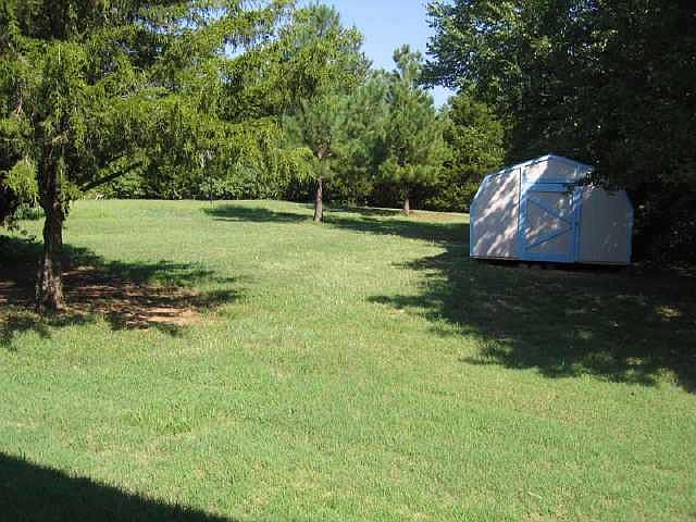2nd image of 23955 Lynne Ln