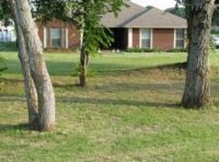 1601 Greenwood Rd, Weatherford, TX 76088