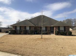 124 Swan Pond Dr, Huntsville, AL 35824