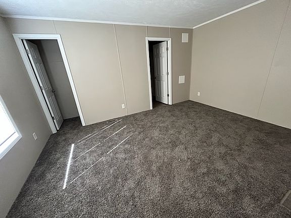 5th image of 2037 N Yorkshire Dr
