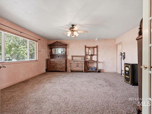 4th image of 368 W King Rd