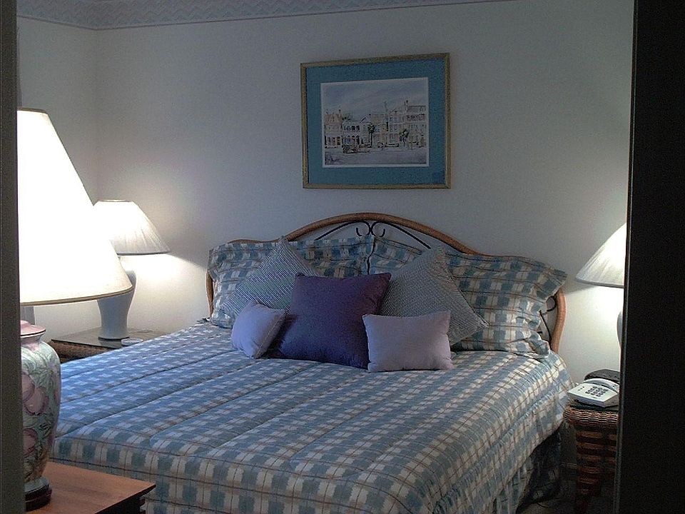 2nd image of 304 Golf Colony
