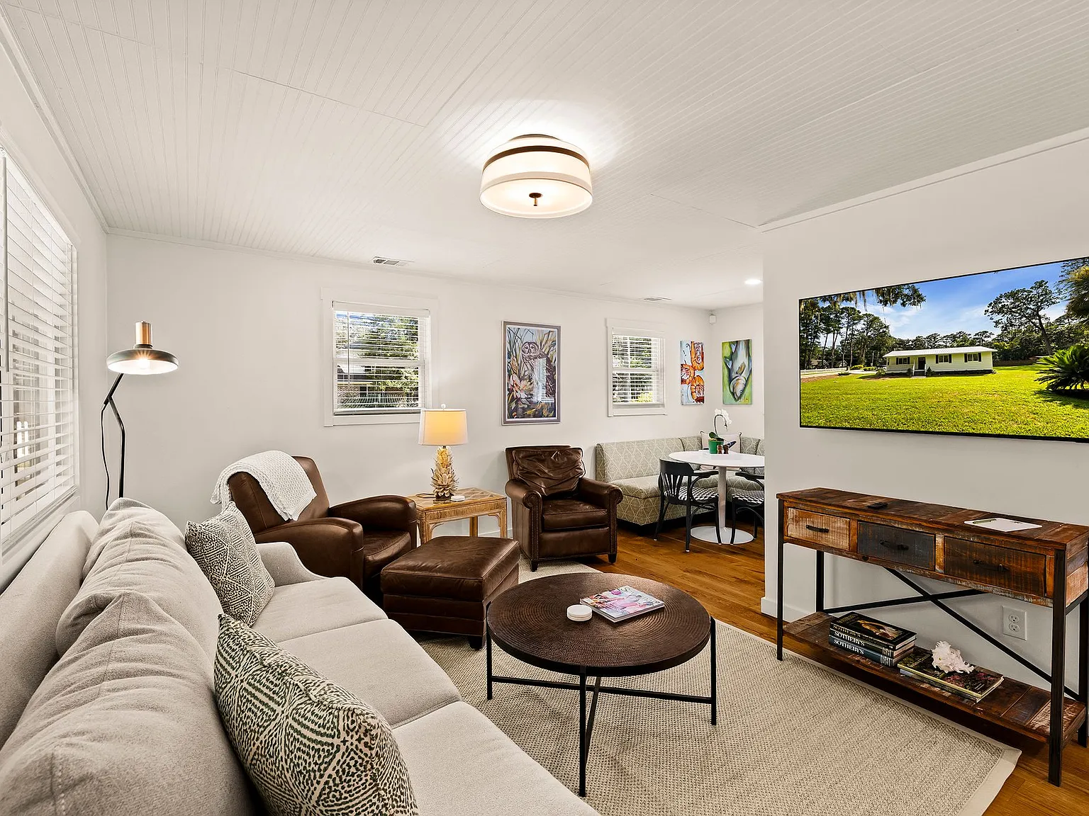 2 bed, 896 sqft, $2,200 — Photo 4