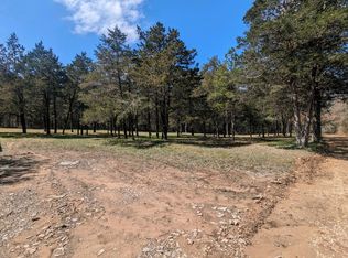 32 Vest Ln, Melbourne, AR 72556