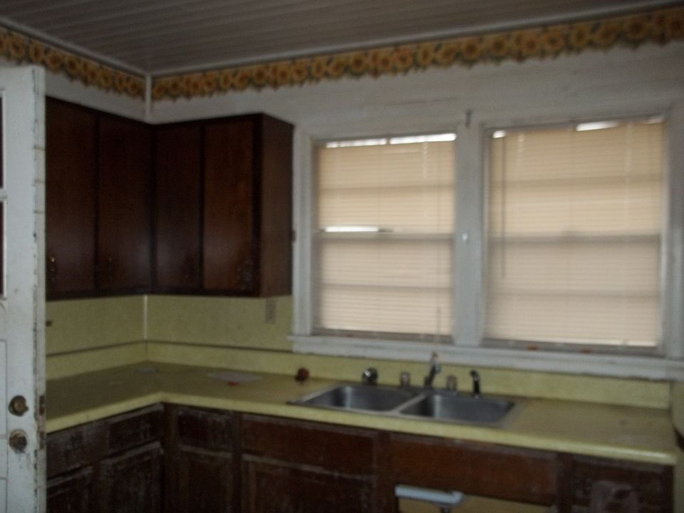 2nd image of 4002 Meritas Dr