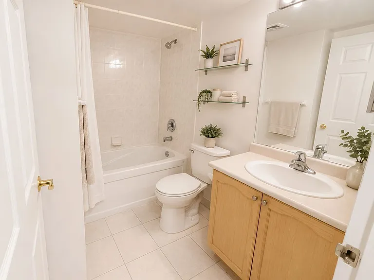 23 Hollywood Ave #1809 — Photo 6