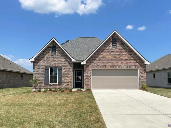 129 S Cypress Park Ln, Belle Chasse, LA 70037