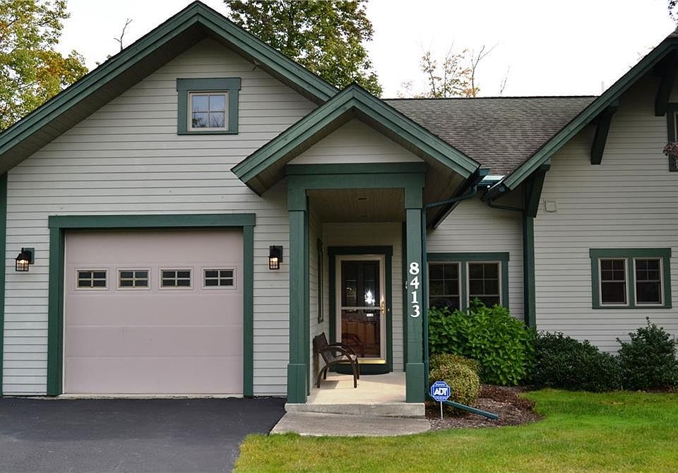 1st image of 8413 Highlands Dr