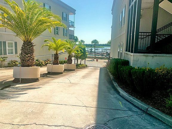 2nd image of 2902 River Dr APT D302