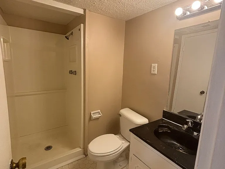 Unit Photo