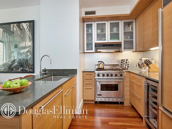 2nd image of 30 Little West St #16D