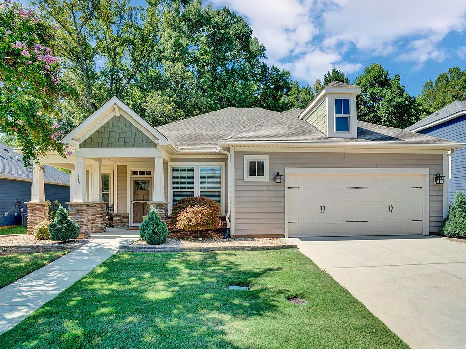 1st image of 119 Summer Oak Ln