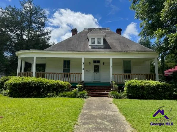 313 W Church St, Fort Valley, GA 31030