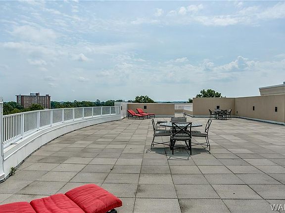 4th image of 1155 12th St Unit 107
