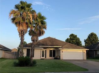 1212 Roanoke Ct, College Station, TX 77845