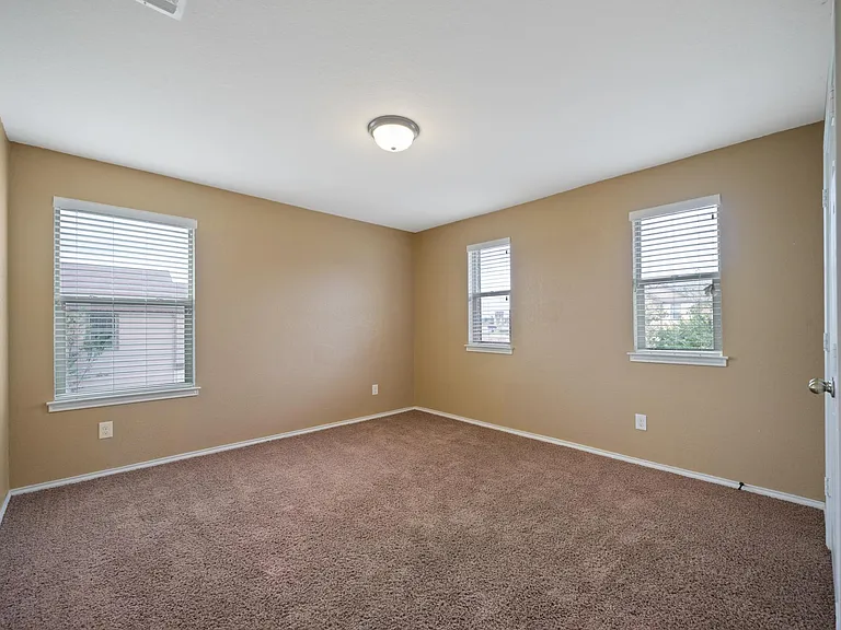 127 Bass Ln — Photo 12