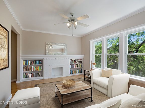 3rd image of 3324 W Sunnyside Ave #3W