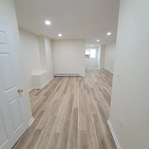 228 Orchard St #1R Photo 1