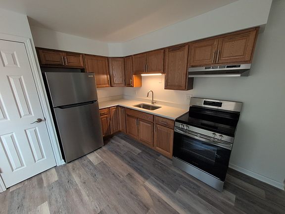 2nd image of 17719 Park Blvd APT 2E