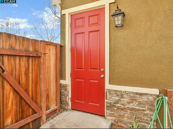 Entrance to in-law unit