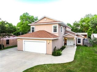 208 N 2nd St, Crandall, TX 75114