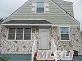 311 Beach 89th St, Rockaway Beach, NY 11693