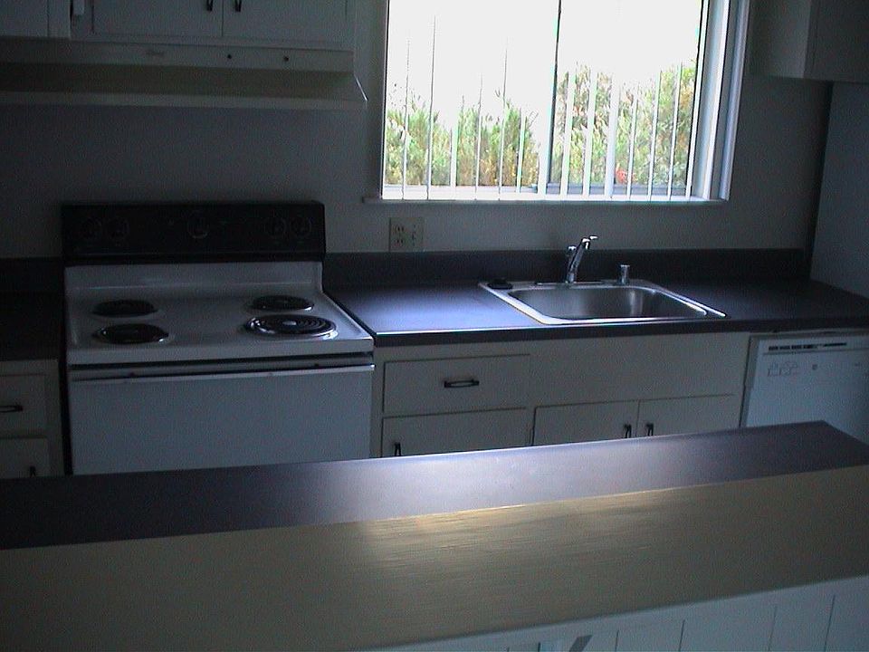 1st image of 134 Tennyson Ave