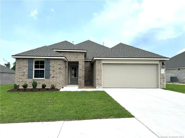 713 Cypress Trace Blvd, Lake Charles, LA 70611
