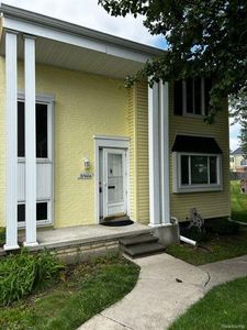 37404 Charter Oaks Blvd, Clinton Township, MI, 48036