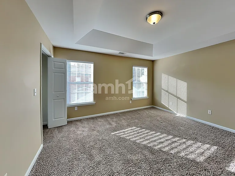 113 Pin Oak Ct — Photo 9