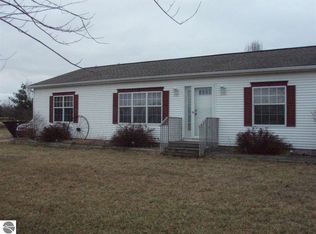 6485 N Lewis Rd, Coleman, MI 48618