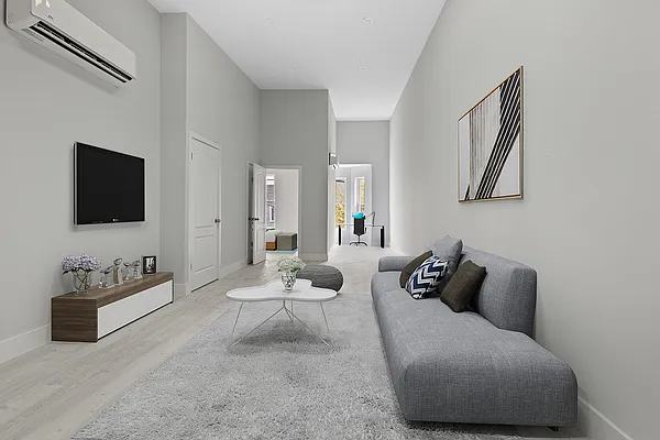 Rented by Compass | media 7