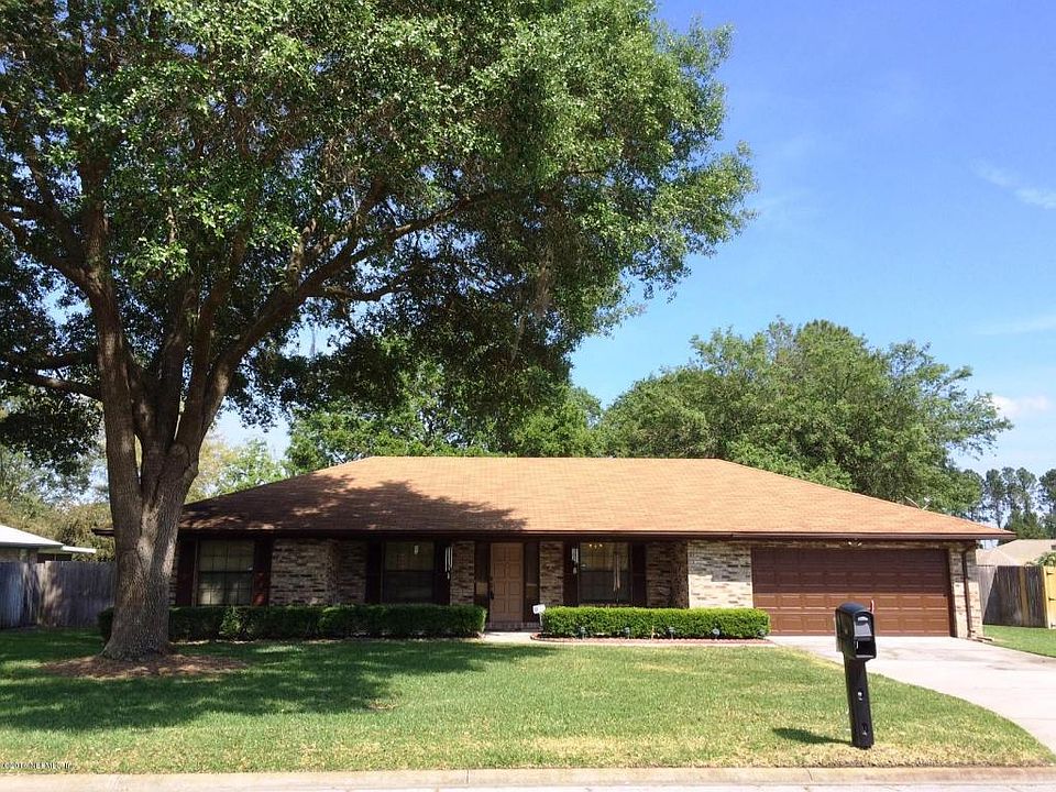 1st image of 805 Sandlewood Dr