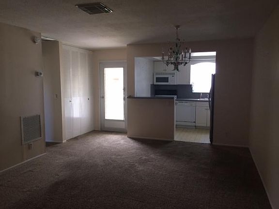 3rd image of 2791 Ashley Dr W APT D
